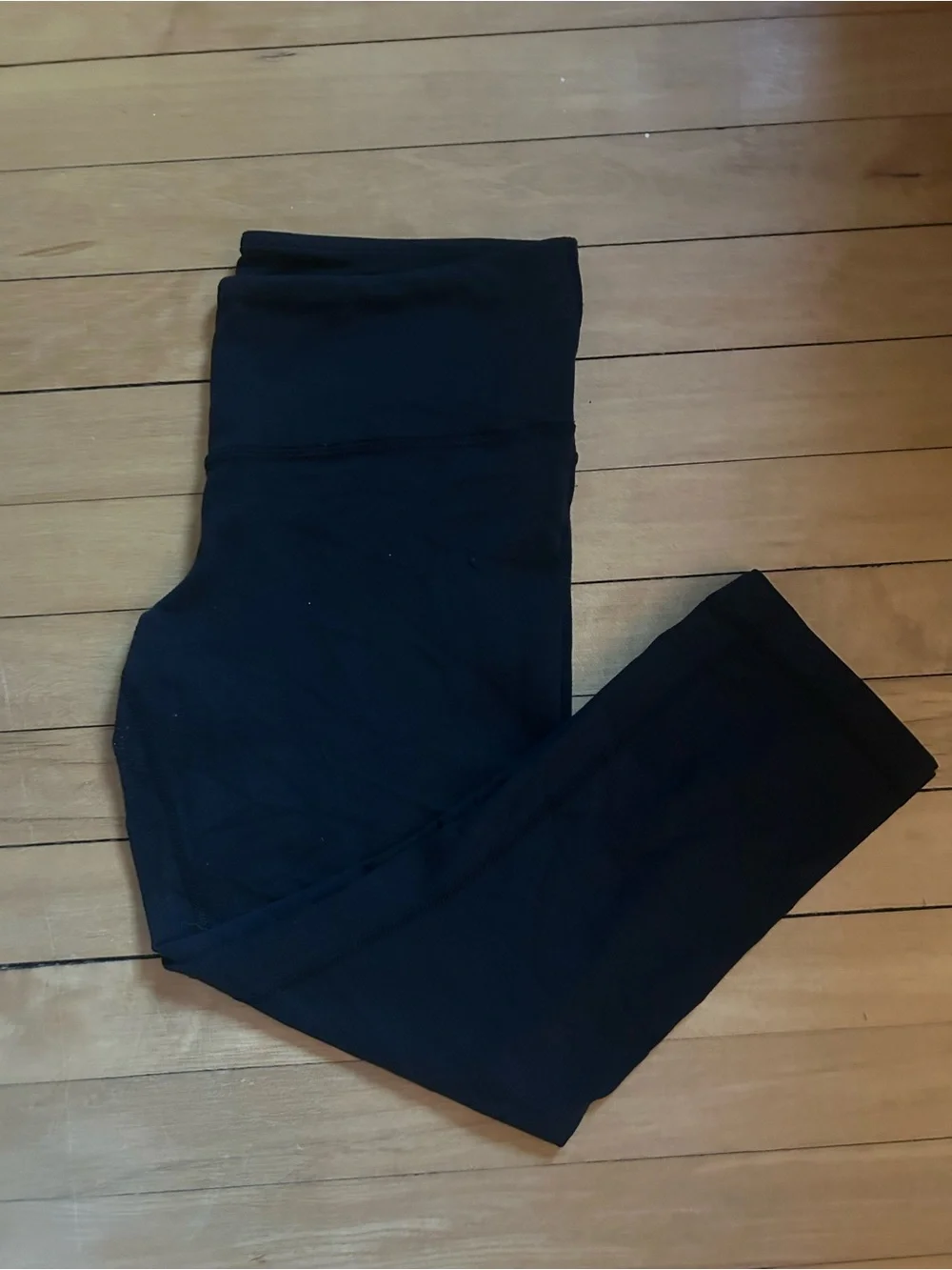 lululemon athletica black cropped leggings